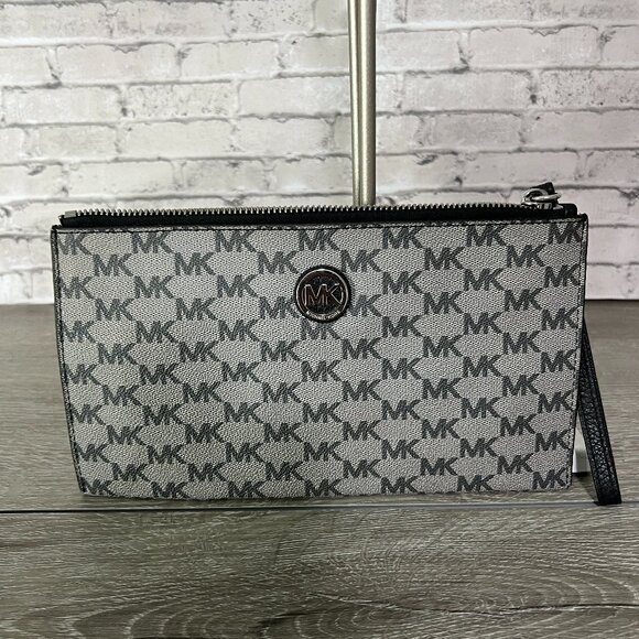 Michael Kors Handbags - Michael Kors Fulton black/blue Zip Clutch Wristlet Signature MK